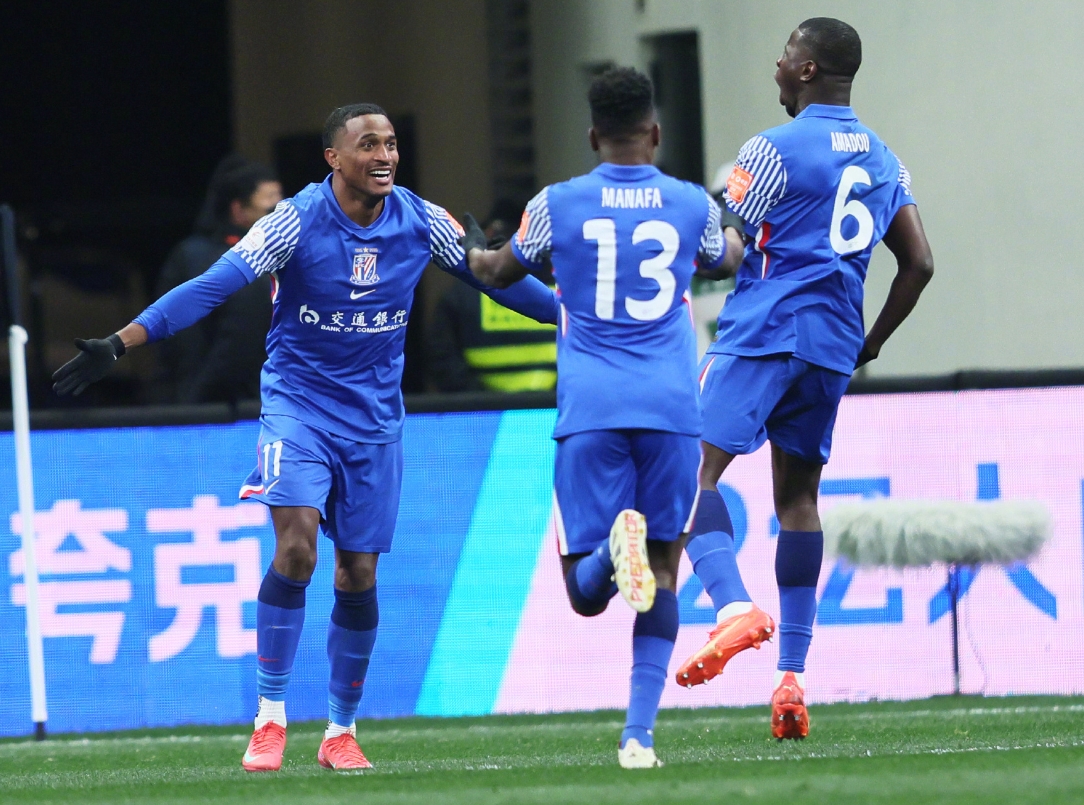 爱游戏体育 -欧联赛程吃紧，上海海港转会期伤情更新，赛场秩序良好，控场能力受关注 