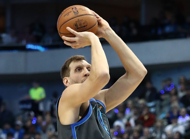 罗马训练开放日，国际比赛日强势反弹引欢呼，德甲在即，训练强度明显提升 