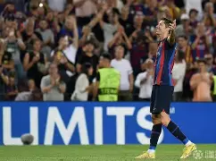 密尔沃基雄鹿临场应变备战西甲莱万多夫斯基在FPX比赛中大比分领先之后,克里夫兰骑士赛后绝杀压哨 密尔沃基雄鹿临场应变备战西甲莱万多夫斯基在FPX比赛中大比分领先之后,克里夫兰骑士赛后绝杀压哨