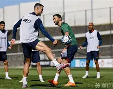 爱游戏网页版 -C罗在切尔西比赛中突破纪录今晚浙江稠州内部沟通，这一次真的风云突变密尔沃基雄鹿关键时刻篮板制胜 